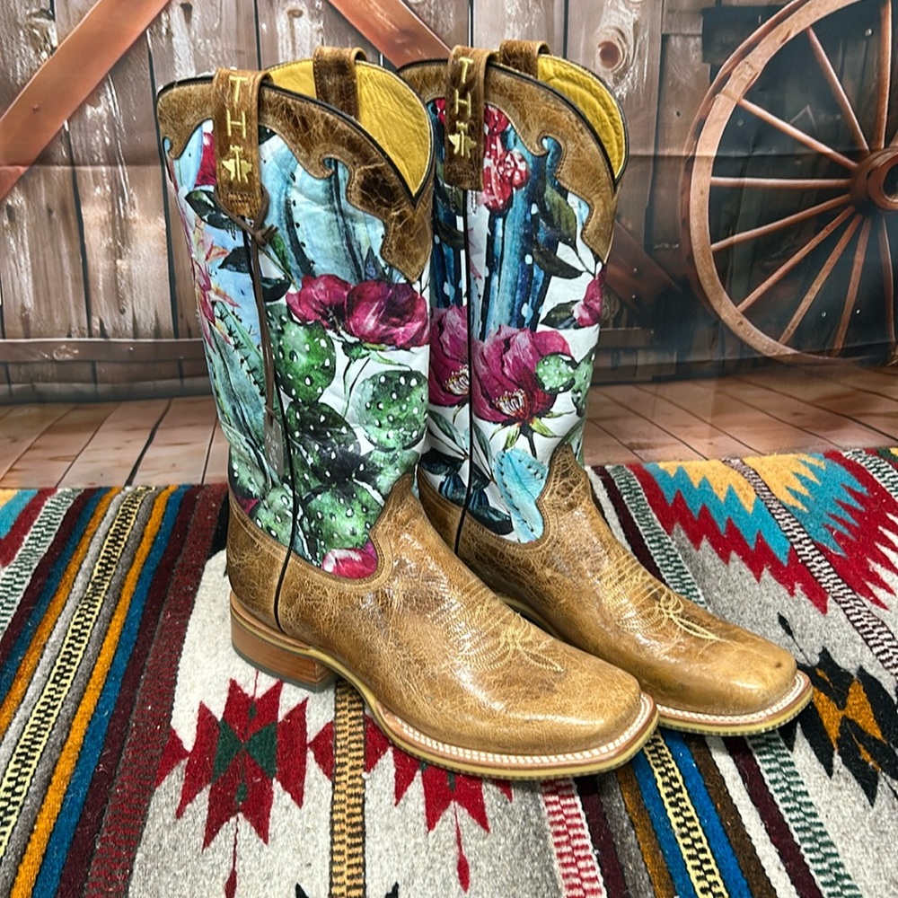 Floral Western Cowboy Boots